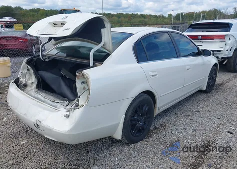 2005 Nissan Altima 2.5 S from USA, damaged, VIN 1N4AL11D05C360495